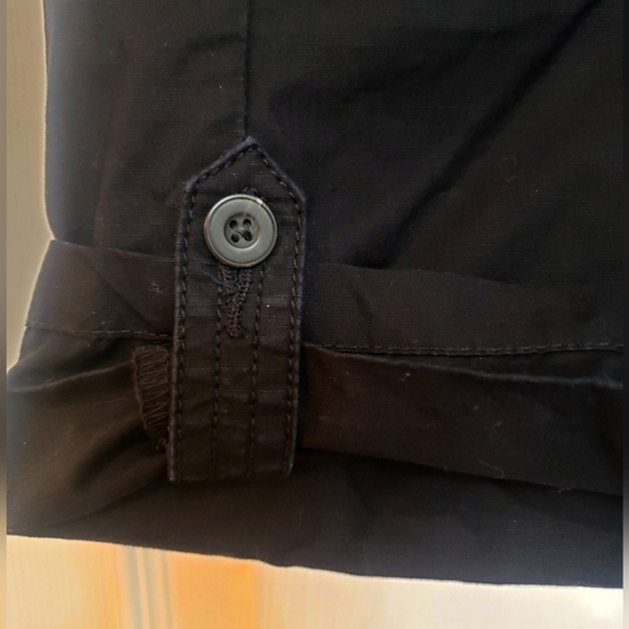 TOMMY HILFIGER ADJUSTABLE LENGTH BLACK BELTED CARGO SHORTS POCKETS SIZE 8 - Picture 4 of 10